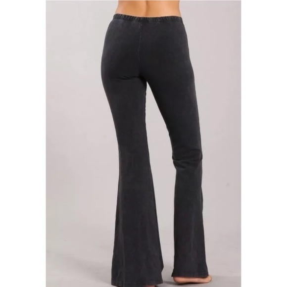 Dark Gray Boho Mineral Wash Flared Stretch Pants - Picture 4 of 6